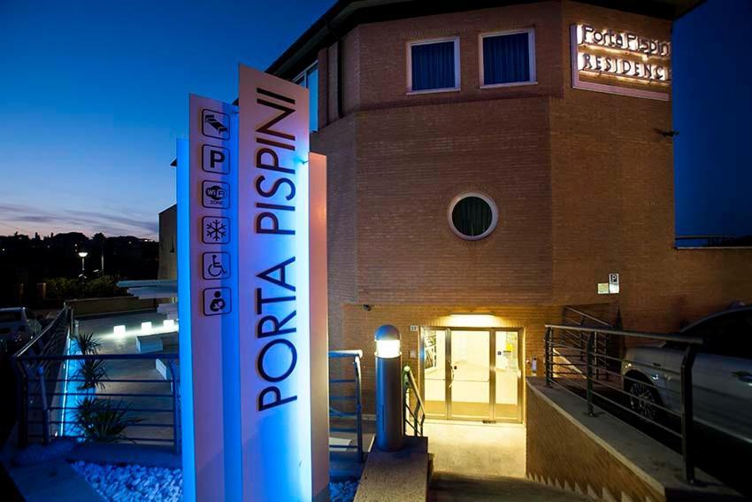 Apartahotel Porta Pispini